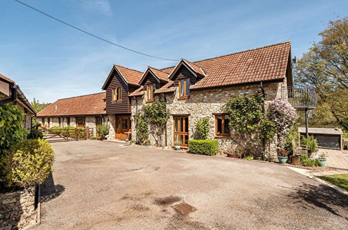 4 Bedroom Detached House For Sale In Wilmington, Honiton, Devon, EX14