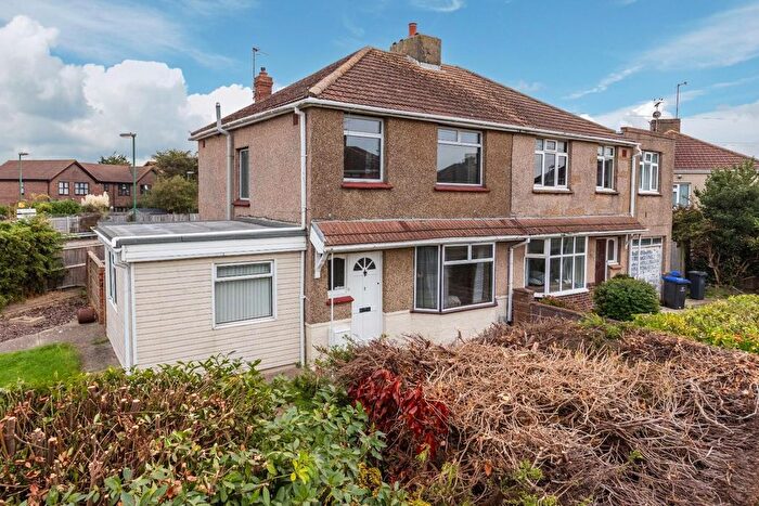 3 Bedroom Semi-Detached House For Sale In North Farm Road, Lancing, BN15