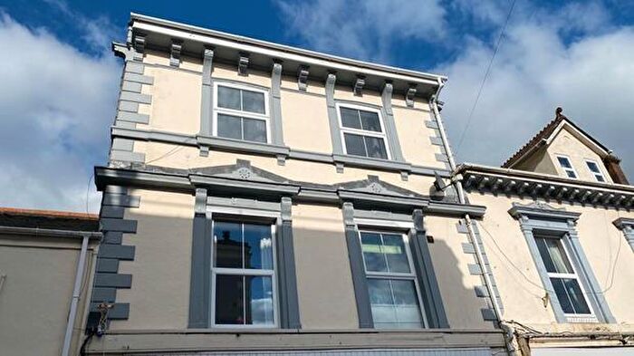 1 Bedroom Flat To Rent In Bay Tree Hill, Liskeard, PL14