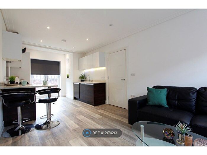 1 Bedroom Flat To Rent In Oxford Road, Reading, RG1