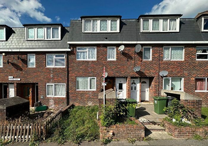 1 Bedroom Flat To Rent In Coombe Road, London, SE26