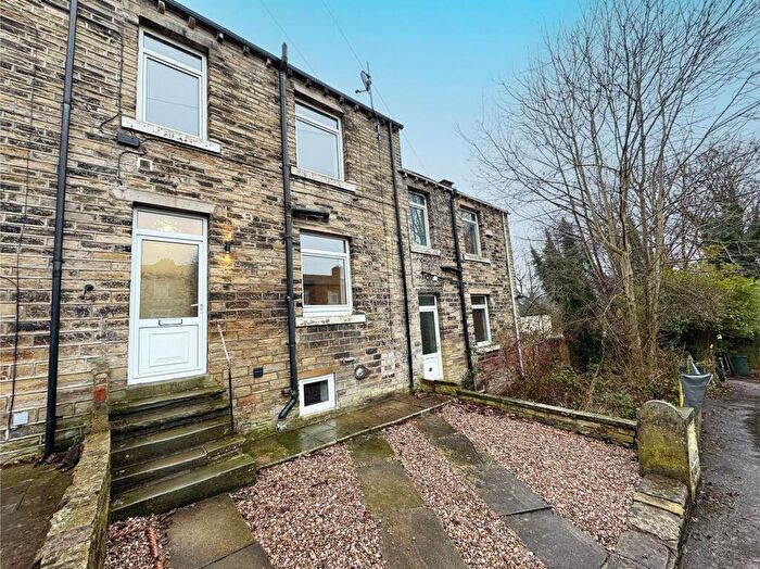 2 Bedroom Terraced House To Rent In Fenay Bridge Road, Fenay Bridge, HD8