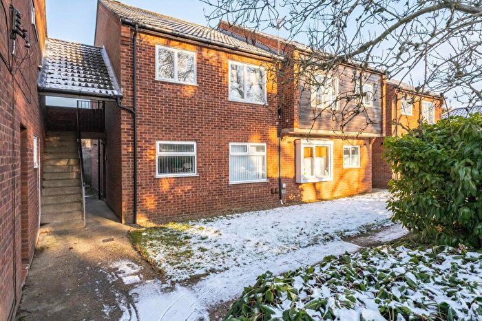 2 Bedroom Flat For Sale In Apsley Court, Norwich, NR5