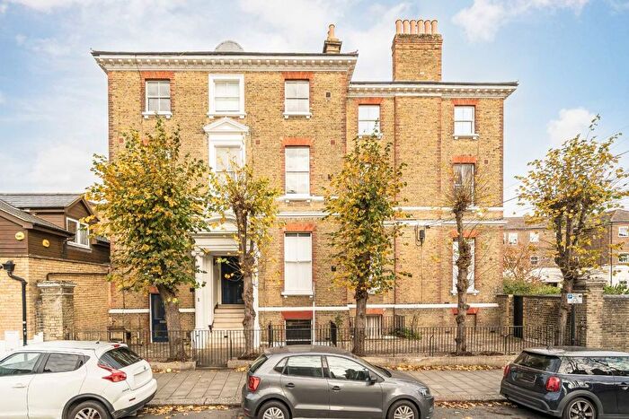 1 Bedroom Flat To Rent In Elms Road, Clapham, SW4