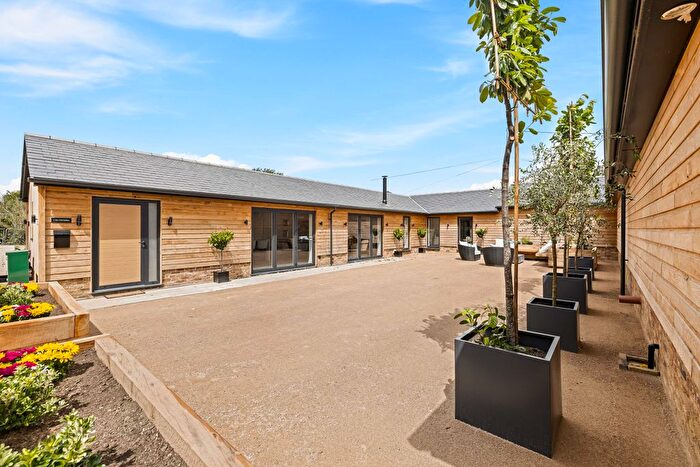 3 Bedroom Semi-Detached Bungalow For Sale In Ref: Gk - Dorking Road, Kingsfold, RH12