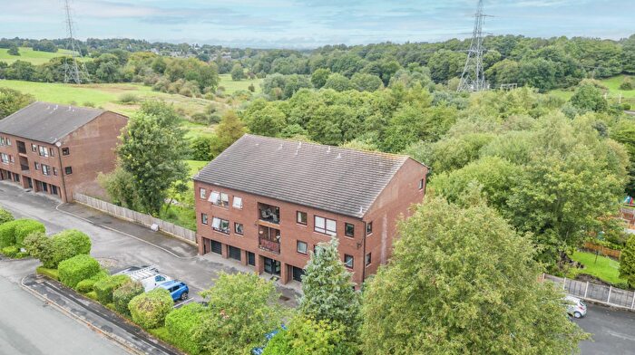 2 Bedroom Flat For Sale In Willow Court, Abbey Road, SK10