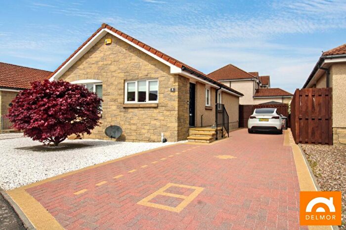 3 Bedroom Bungalow For Sale In Kilmux Park, Kennoway, KY8