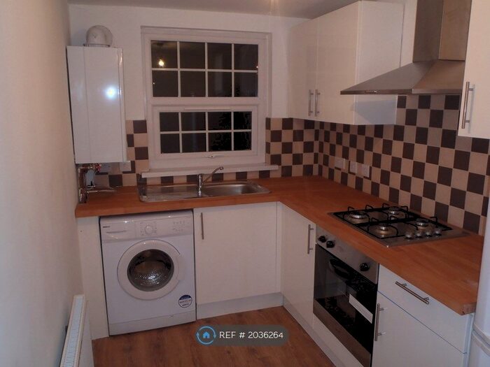 1 Bedroom Flat To Rent In Queens Road, London, SE15