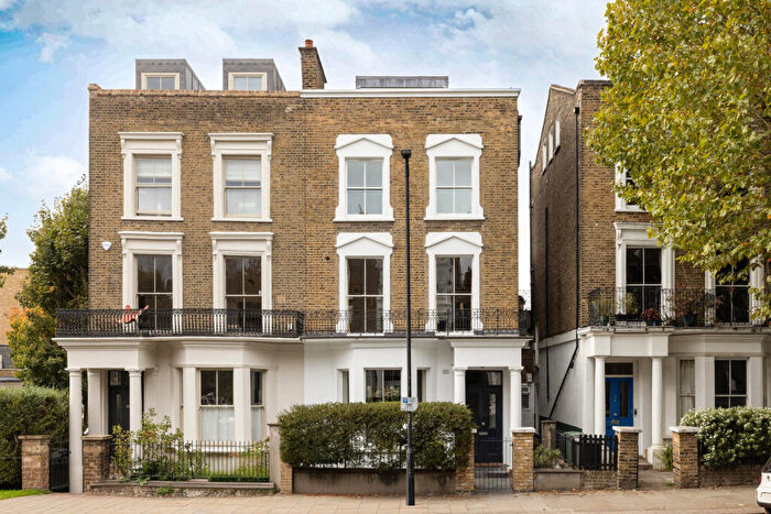 5 Bedroom Semi-Detached House For Sale In Lady Margaret Road, London, NW5