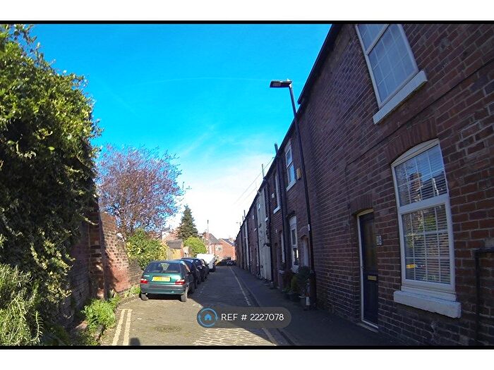 2 Bedroom Terraced House To Rent In Meadow Terrace, Sheffield, S11