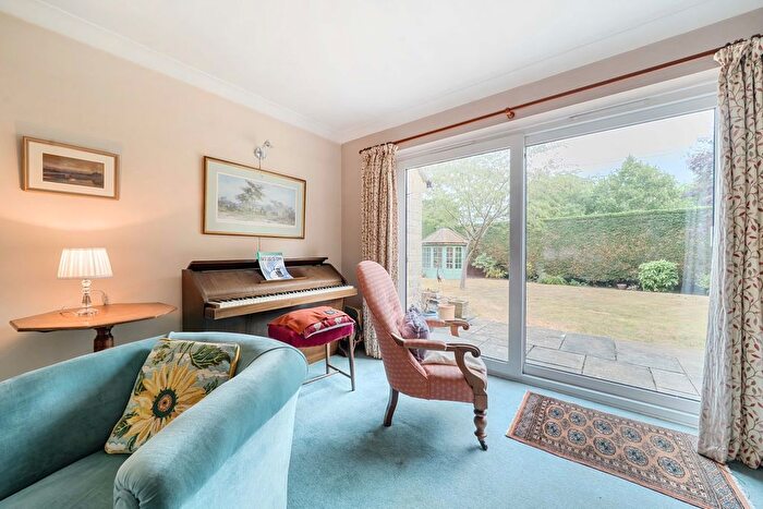 4 Bedroom Detached House For Sale In Glebe Lane, Kemble, GL7