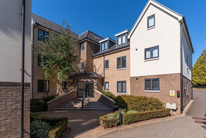 2 Bedroom Flat To Rent In Linden House, Centre Drive, Epping, Essex, CM16