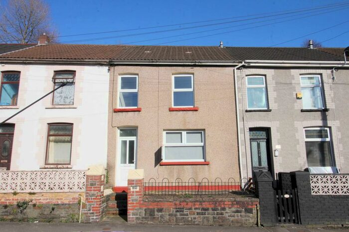 3 Bedroom Terraced House To Rent In Trealaw Road, Tonypandy, CF40