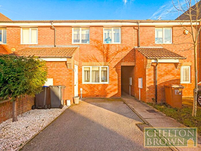 3 Bedroom Terraced House To Rent In Pomfret Arms Close, Southbridge, Northampton, NN4