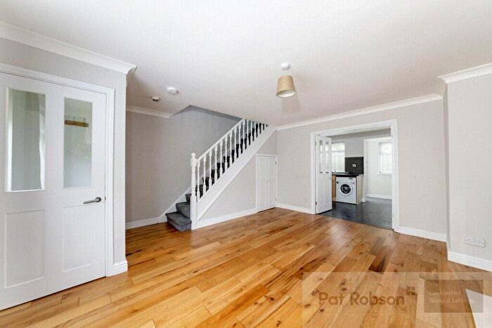3 Bedroom End Of Terrace House To Rent In Velville Court, Kingston Park, Newcastle Upon Tyne, NE3