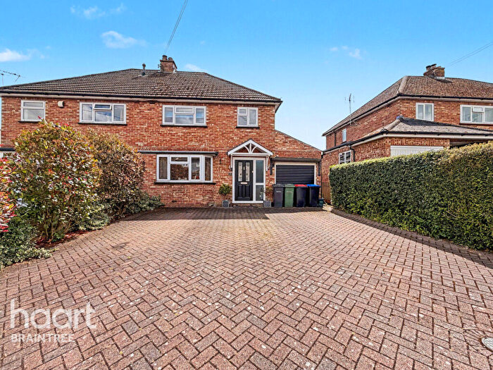 4 Bedroom Semi Detached House For Sale In Challis Lane, Braintree, CM7