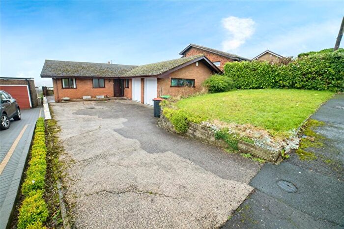 4 Bedroom Bungalow For Sale In Chesterfield Road, Huthwaite, Sutton-in-Ashfield, Nottinghamshire, NG17
