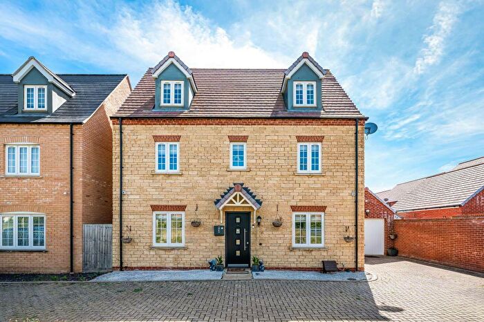 5 Bedroom Detached House To Rent In Red Car Road, Bicester, OX26
