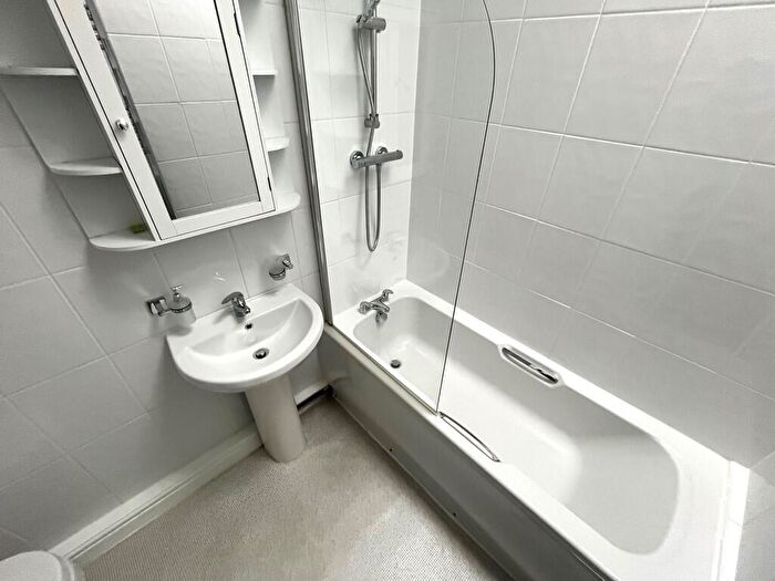 2 Bedroom End Of Terrace House To Rent In Taylor Street, Preston, PR1