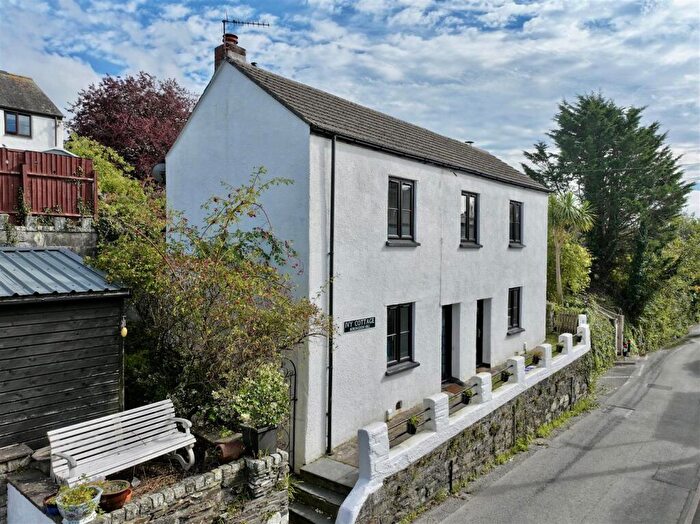 4 Bedroom Cottage For Sale In Boringdon Hill, Plympton, Plymouth, PL7