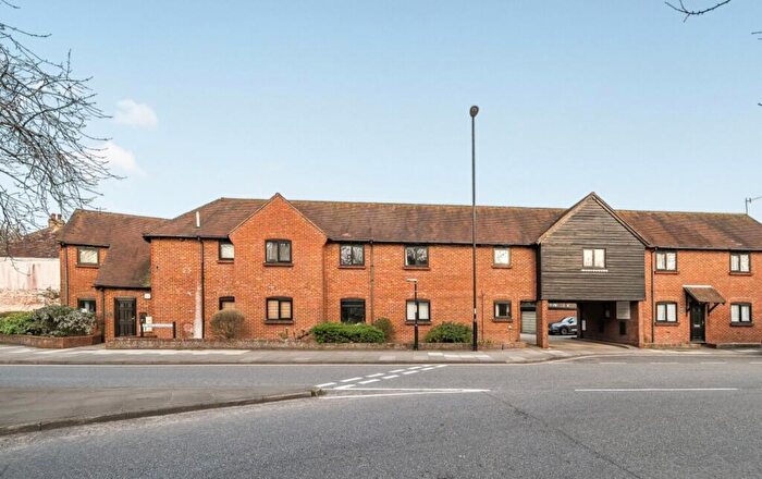 2 Bedroom Flat For Sale In Needlemakers, City Chase Needlemakers, PO19