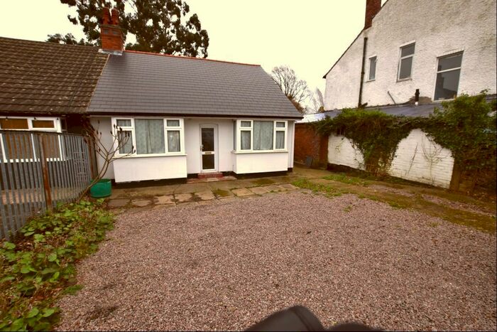 2 Bedroom Bungalow To Rent In Loughborough Road, Birstall, Leicester, LE4