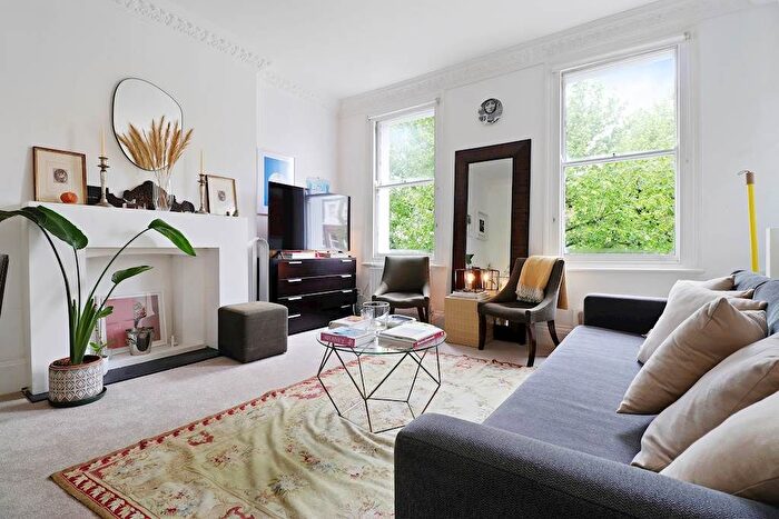 2 Bedroom Flat To Rent In Philbeach Gardens, London, SW5