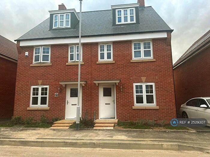 3 Bedroom Detached House To Rent In Brampton Square, Gloucester, GL3
