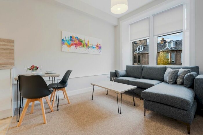 2 Bedroom Flat To Rent In Dalkeith Road, Newington, Edinburgh, EH16