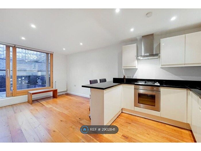 2 Bedroom Flat To Rent In Peerless St, London, EC1V