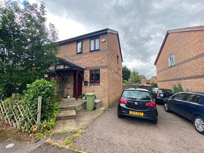 2 Bedroom Semi-Detached House To Rent In Stafford Grove, Shenley Church End, Milton Keynes, MK5