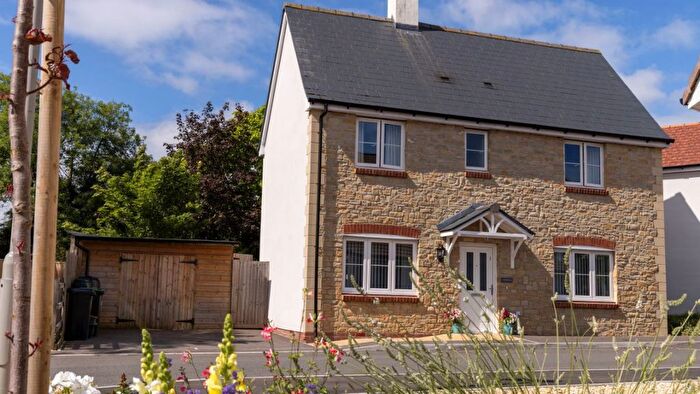 3 Bedroom Detached House For Sale In Wildewood Rise, Longburton, Sherborne, DT9