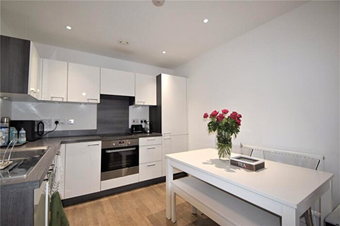 1 Bedroom Apartment To Rent In Connersville Way, Croydon, CR0