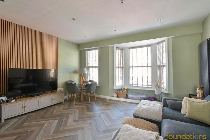 3 Bedroom Maisonette For Sale In Western Road, Bexhill, TN40