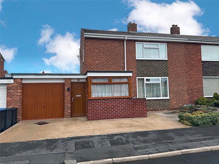 3 Bedroom Semi Detached House For Sale In Alexandra Close, Framwellgate Moor, Durham, DH1