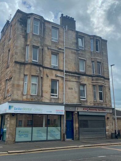 1 Bedroom Flat To Rent In Flat / Neilston Road, PA2