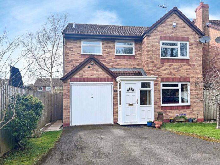 4 Bedroom Detached House For Sale In Heron Lane, Stratford-upon-Avon, CV37