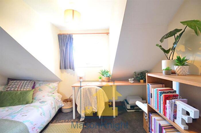 6 Bedroom Terraced House To Rent In Rose Cottages, Selly Oak, B29