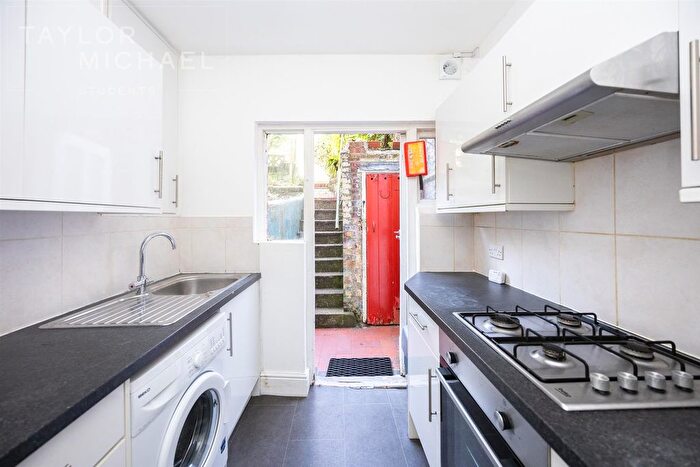 4 Bedroom Terraced House To Rent In Riley Road, Brighton, BN2