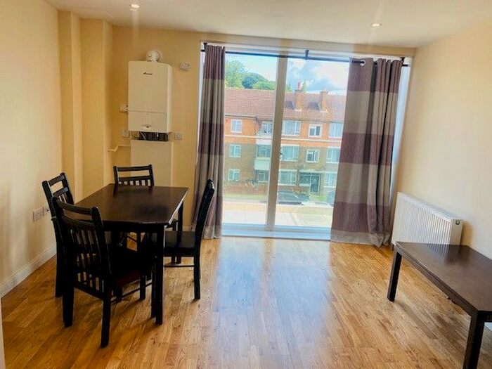 1 Bedroom Flat To Rent In Punam Apartments, Northwood, Greater London, HA6