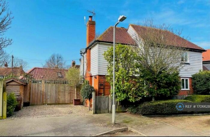3 Bedroom Detached House To Rent In Miles Court, Wingham, CT3