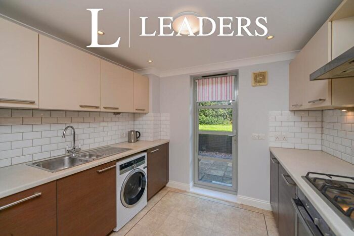 2 Bedroom Flat To Rent In Wilbury Avenue, Hove, East Sussex, BN3