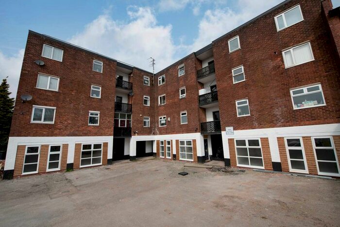 1 Bedroom Flat To Rent In Lowther Court, Manchester, M25