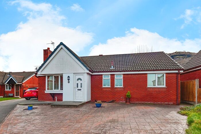 3 Bedroom Detached Bungalow For Sale In Vale Gardens, Helsby, Frodsham, WA6