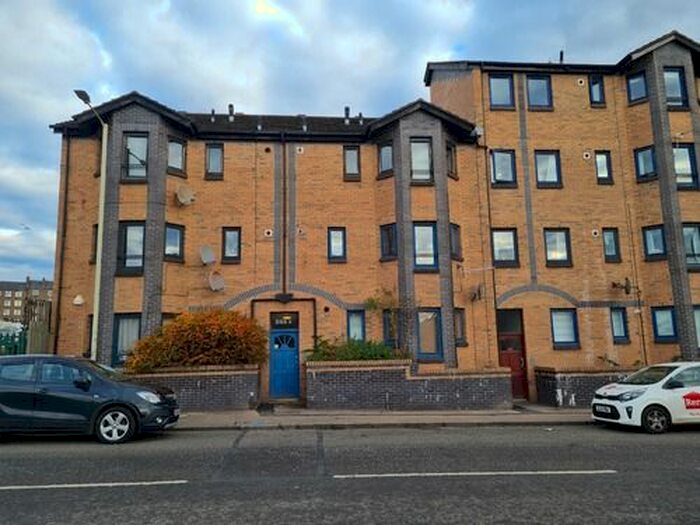 2 Bedroom Flat To Rent In Tannadice Street, Dundee, DD3