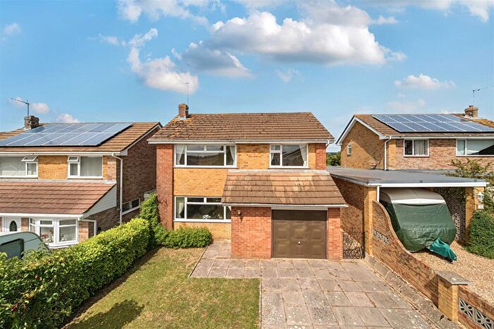 3 Bedroom Detached House For Sale In Marsh Way, Pimperne, DT11