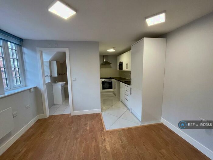 1 Bedroom Flat To Rent In Rose & Crown Walk, Saffron Walden, CB10