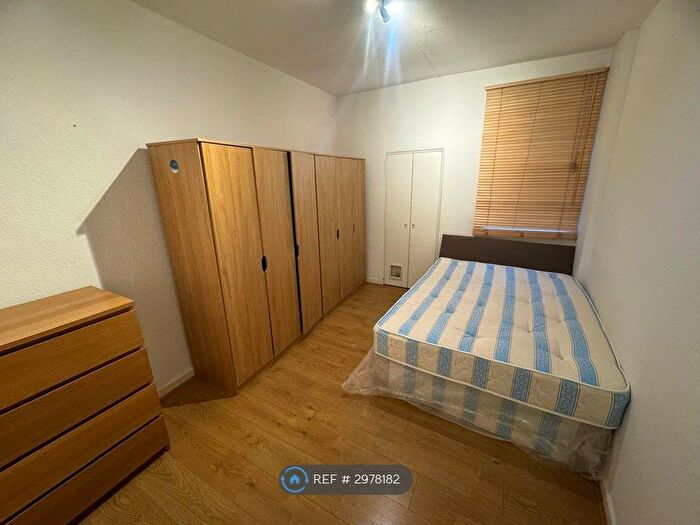 1 Bedroom Flat To Rent In The Green Ealing, London, W5