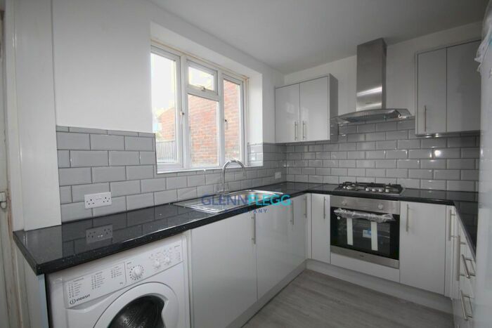 3 Bedroom Property To Rent In Trelawney Avenue, Langley, Slough, SL3