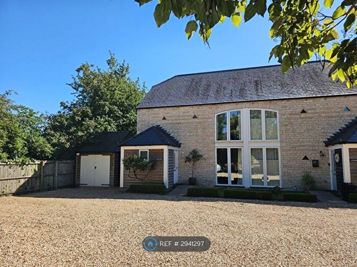 4 Bedroom Semi-Detached House To Rent In Orchard Barn, Peterborough, PE5